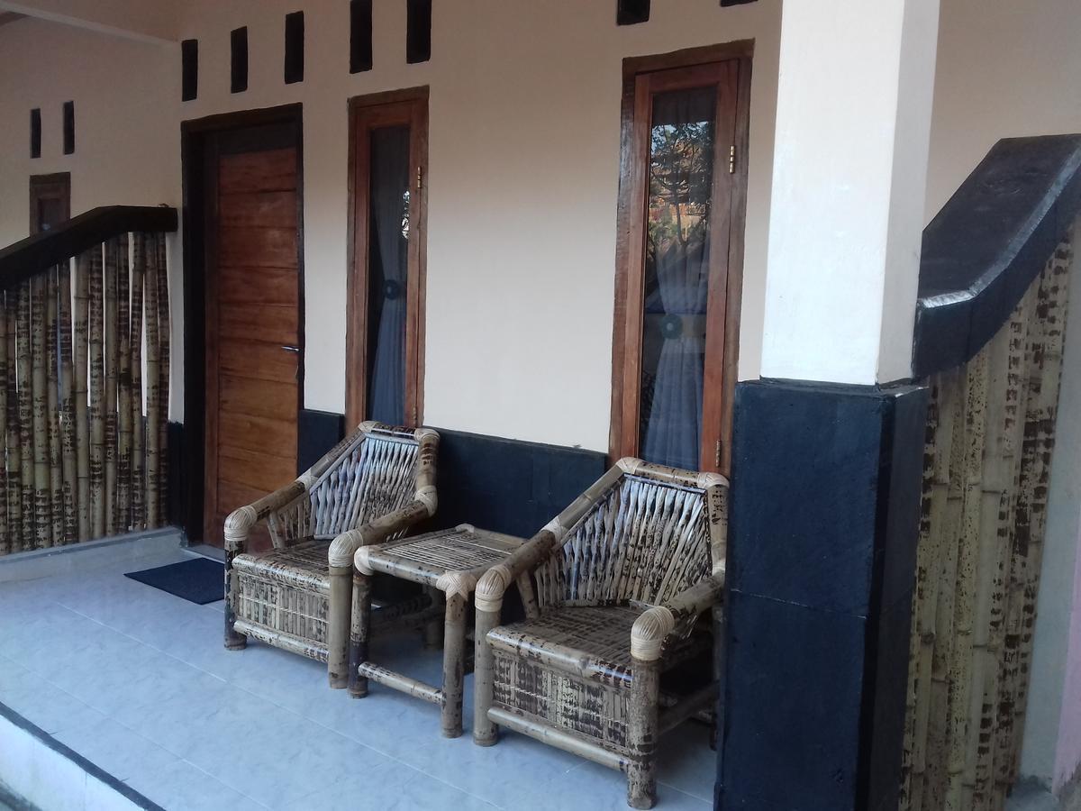 Telage Indah Homestay Kuta  外观 照片