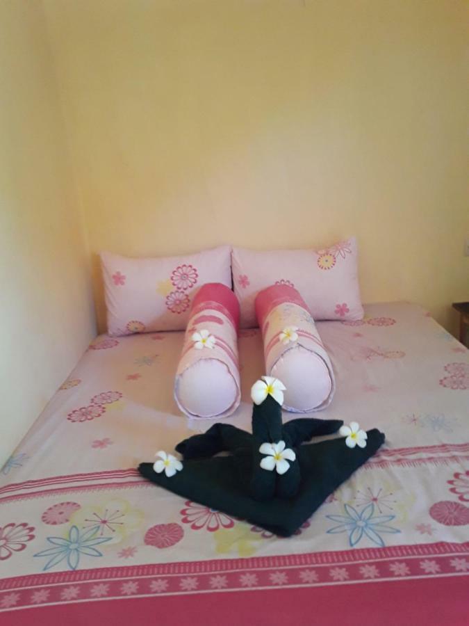 Telage Indah Homestay Kuta  外观 照片